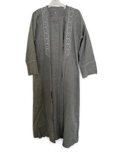 Dubai piece grey embroidered - 3,
