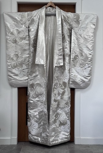 Japanese uchikake formal - japanese,