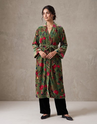 Indian green kimono bird - green,