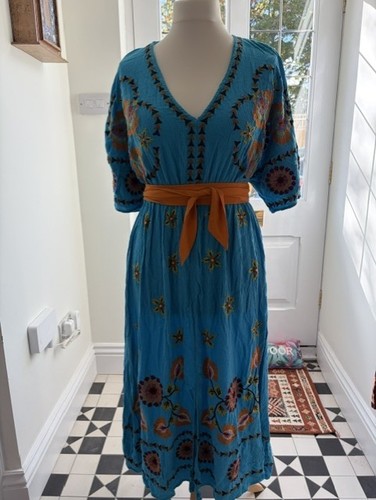 Embroidered boho kaftan midi
